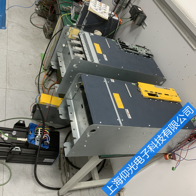 鮑米勒驅動器bm4422不顯示數(shù)字故障維修