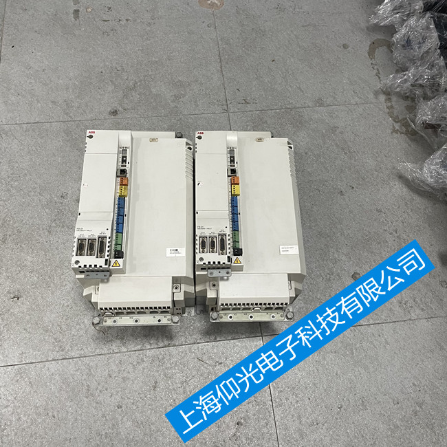 ABB MicroFlex e190伺服驅(qū)動(dòng)器運(yùn)行報(bào)警E1060維修