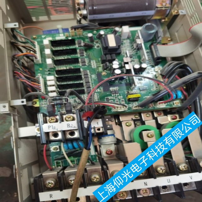塑料加工ABB變頻器ACS880系列變頻器故障A4A1/IGBT溫度計(jì)算值過高
