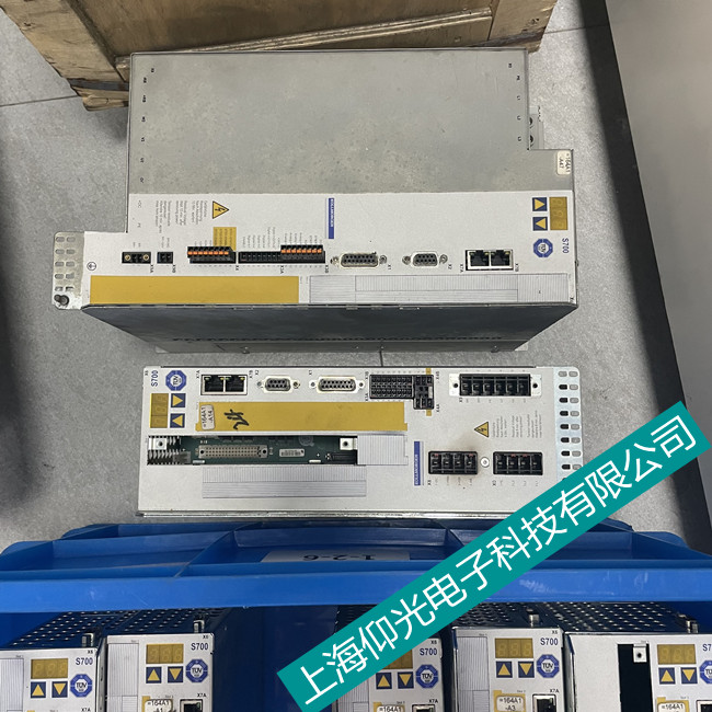 包裝設(shè)備專用科爾摩根伺服驅(qū)動器維修 S61000-600報警F06維修