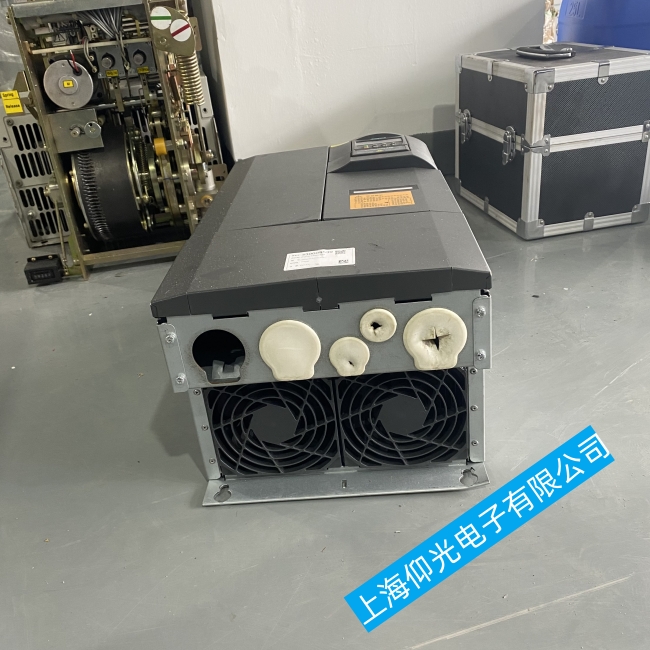 �����y�����T��׃�l���󾯹��ϴ��a�����[-ԭ�S���