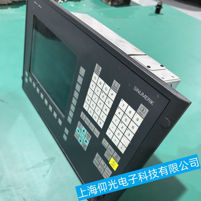 ������T�Ӕ�(sh��)��ϵ�y(t��ng)SINUMERIK 828D���\���^����ͻȻ�؆����Ͽ��پS��