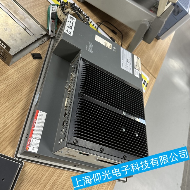 ���dʩ�͵¹��ؙC(j��)HMIST6400�_(k��i)�C(j��)��Ļ�������ϾS�����M(f��i)�z�y(c��)