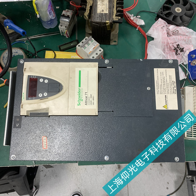 施耐德變頻器對(duì)地短路故障及解決方法